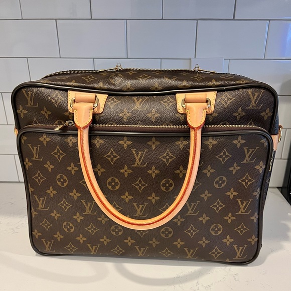 Louis Vuitton Other - Louis Vuitton Monogram Icare bag
